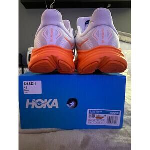 BRAND NEW - WOMENS HOKA Clifton 10